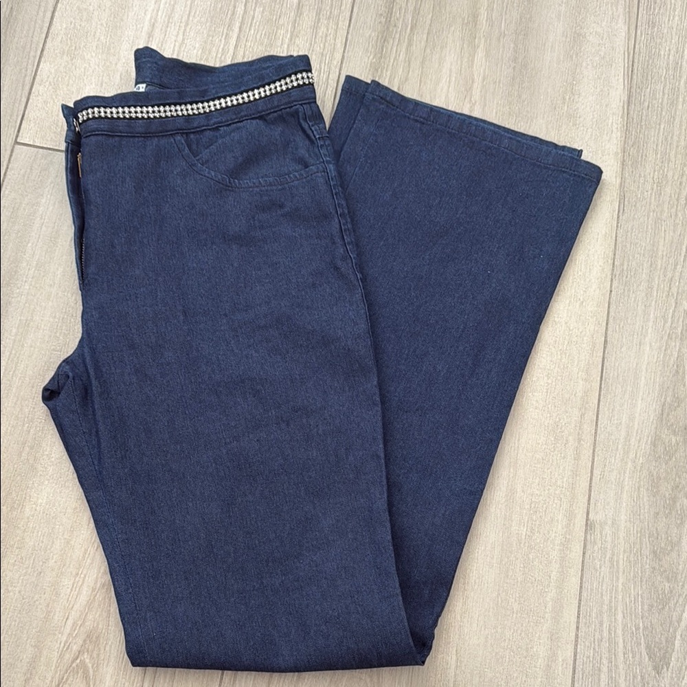 William B Straight Leg Jeans with Rhinestone Waist Trim